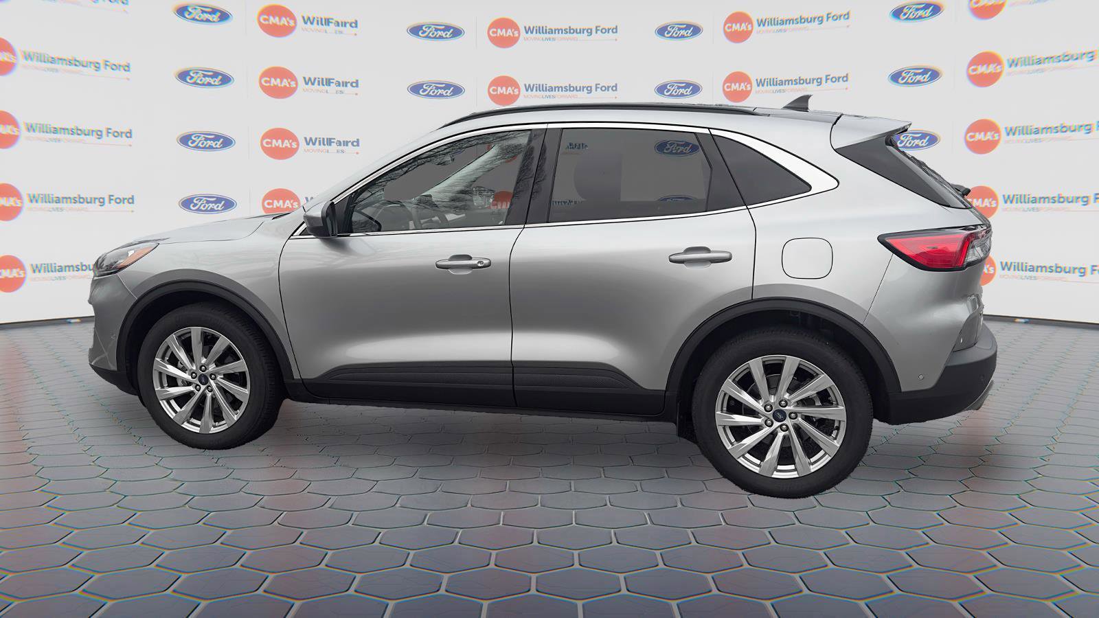 Certified 2022 Ford Escape Titanium w/ Titanium Elite Package image 2