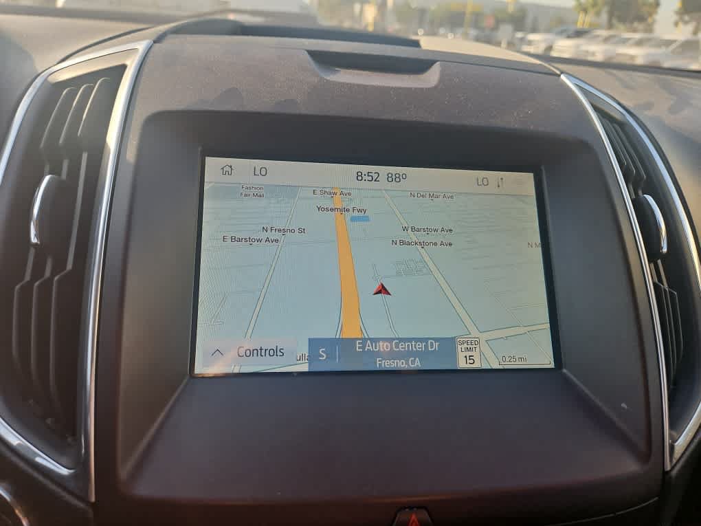 Certified 2020 Ford Edge Titanium FWD image 16