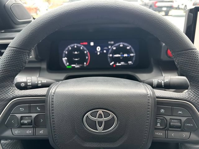 Used 2025 Toyota Tacoma TRD Off-Road w/ TRD Off Road Upgrade Package AWD/4WD image 25
