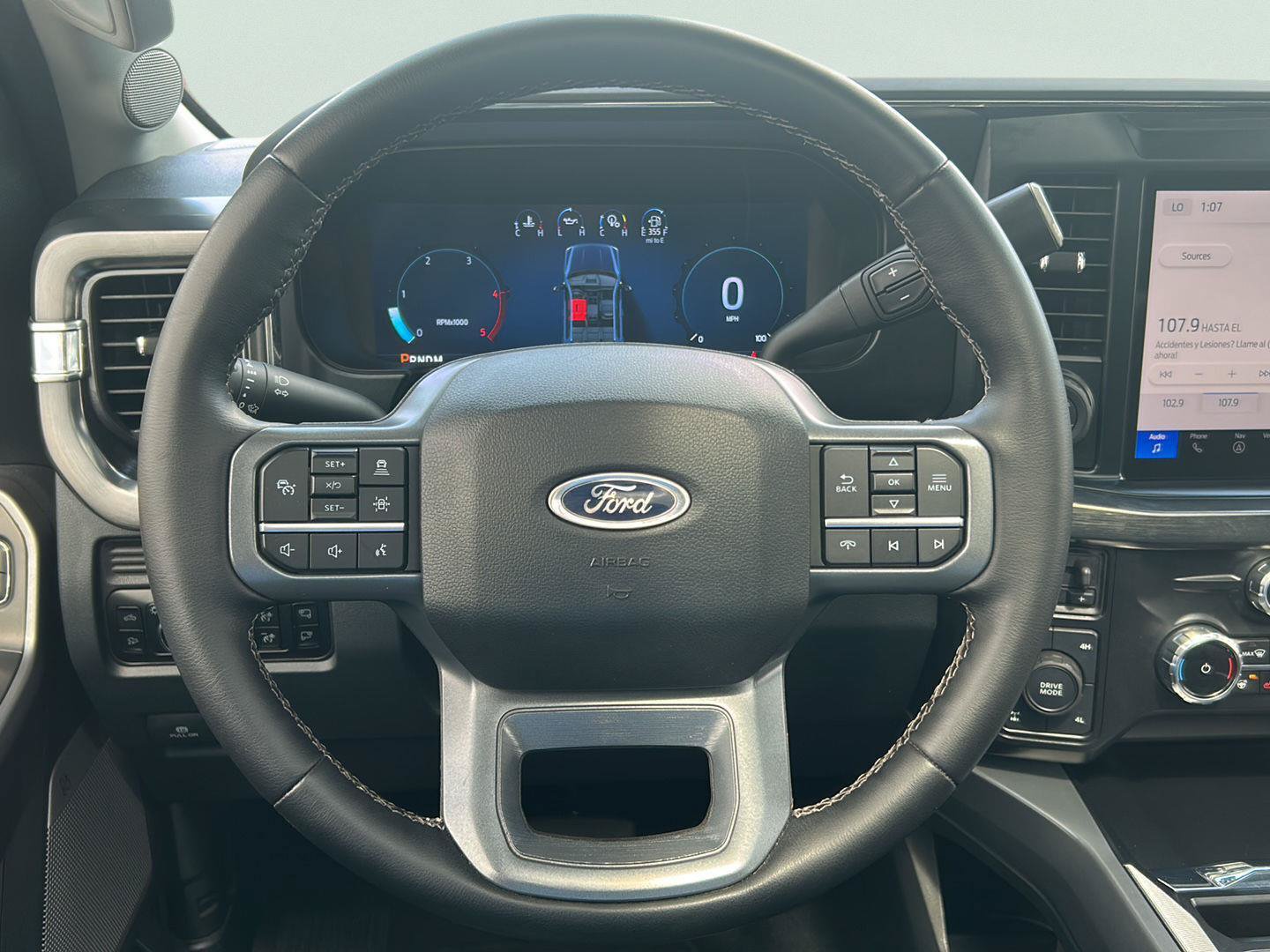 Certified 2025 Ford F250 Lariat w/ Lariat Ultimate Package AWD/4WD image 10