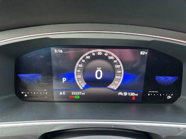 Used 2022 Volkswagen Tiguan SE FWD image 24