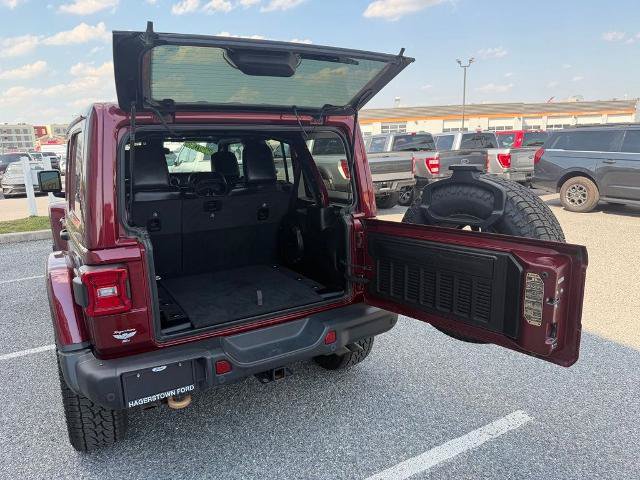 Used 2021 Jeep Wrangler Unlimited Rubicon w/ Dual Top Group AWD/4WD image 9