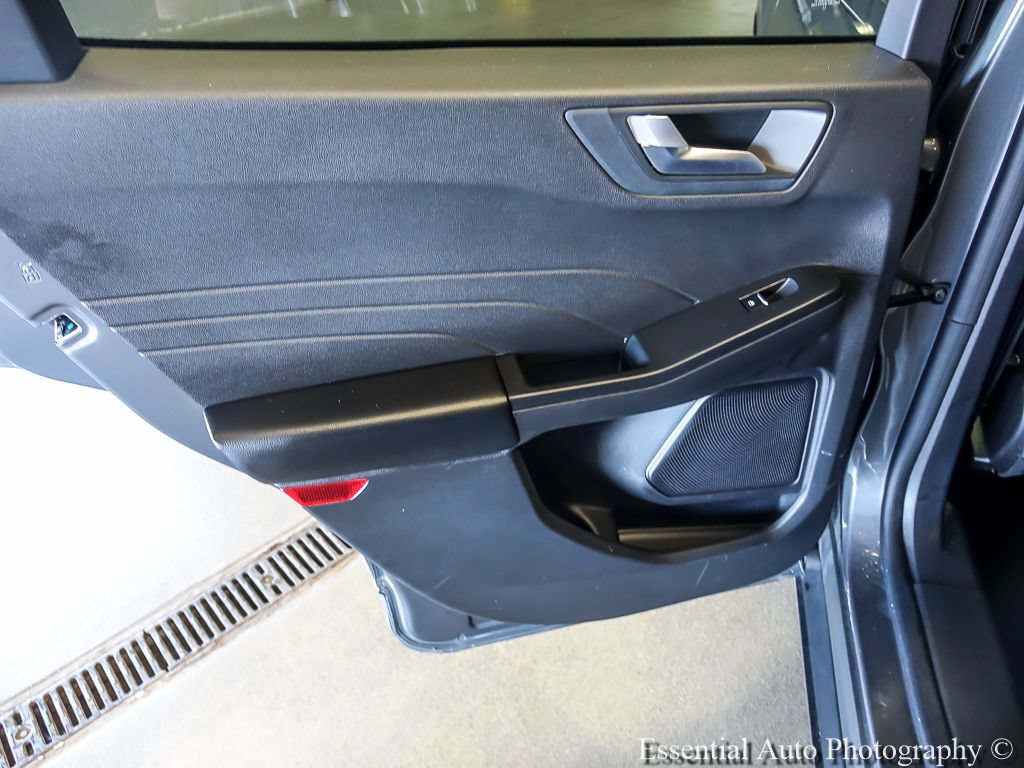 Certified 2023 Ford Escape ST-Line w/ Tech Pack #1 FWD image 18