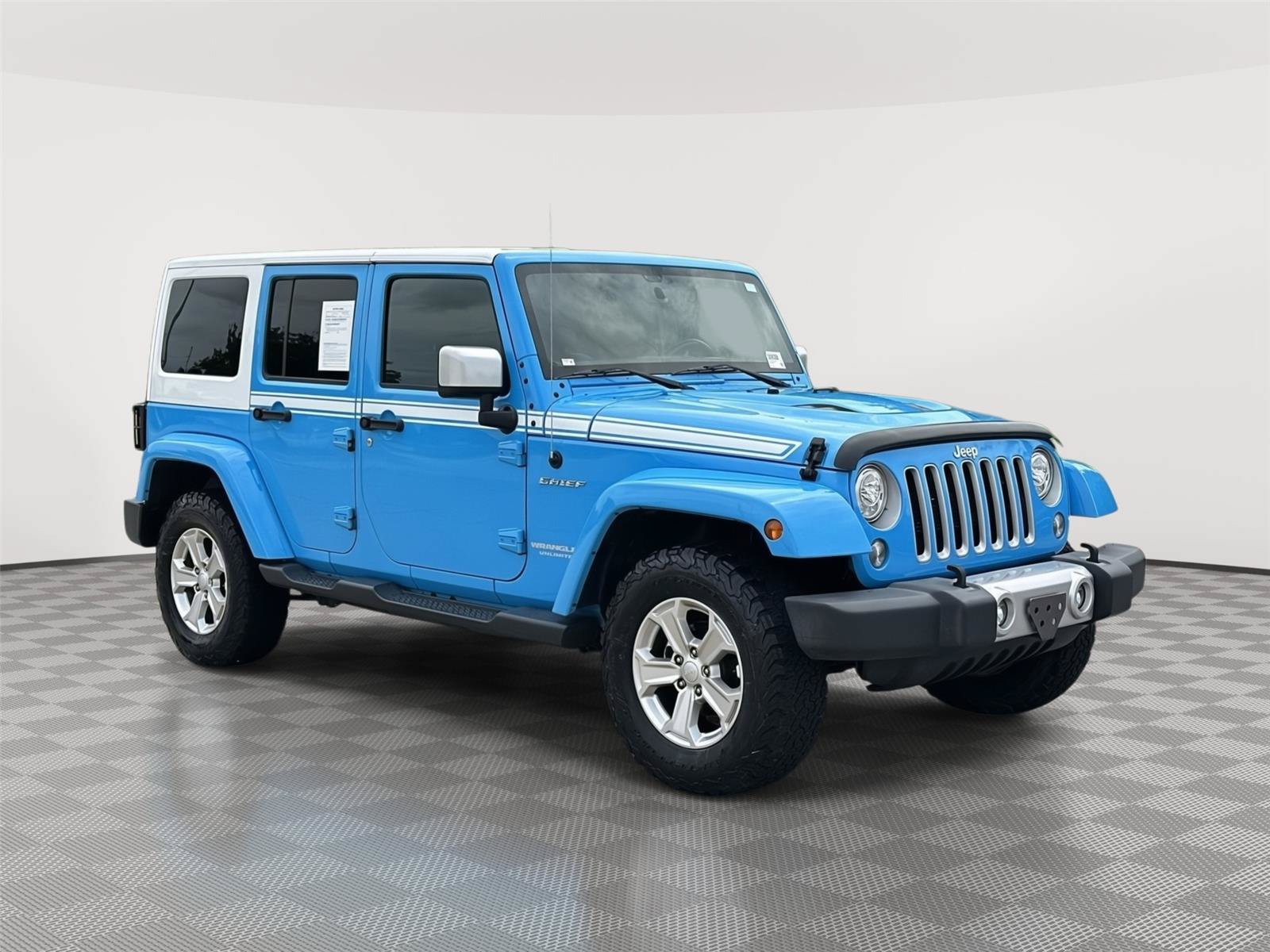 Used 2017 Jeep Wrangler Unlimited Sahara w/ Quick Order Package 24E Chief AWD/4WD image 5