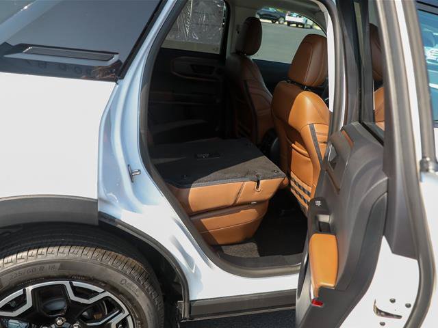 Certified 2025 Ford Bronco Sport Outer Banks w/ Outer Banks Tech Package+ AWD/4WD image 34
