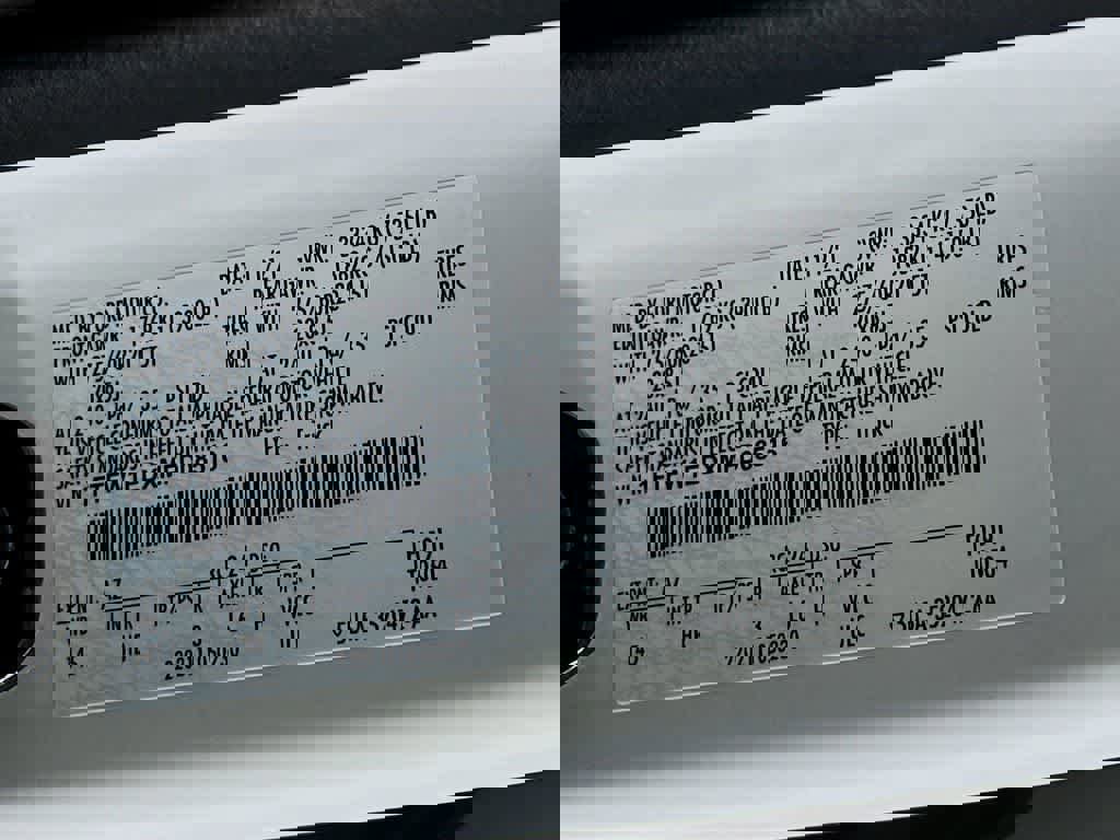 Certified 2021 Ford F150 Lariat w/ Equipment Group 502A High image 26