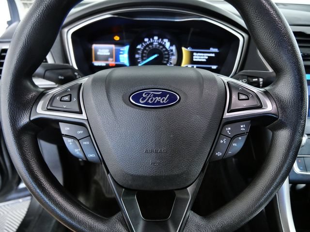 Certified 2017 Ford Fusion SE w/ Fusion SE Technology Package FWD image 21