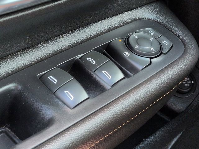 Used 2020 GMC Terrain SLT w/ Preferred Package FWD image 30