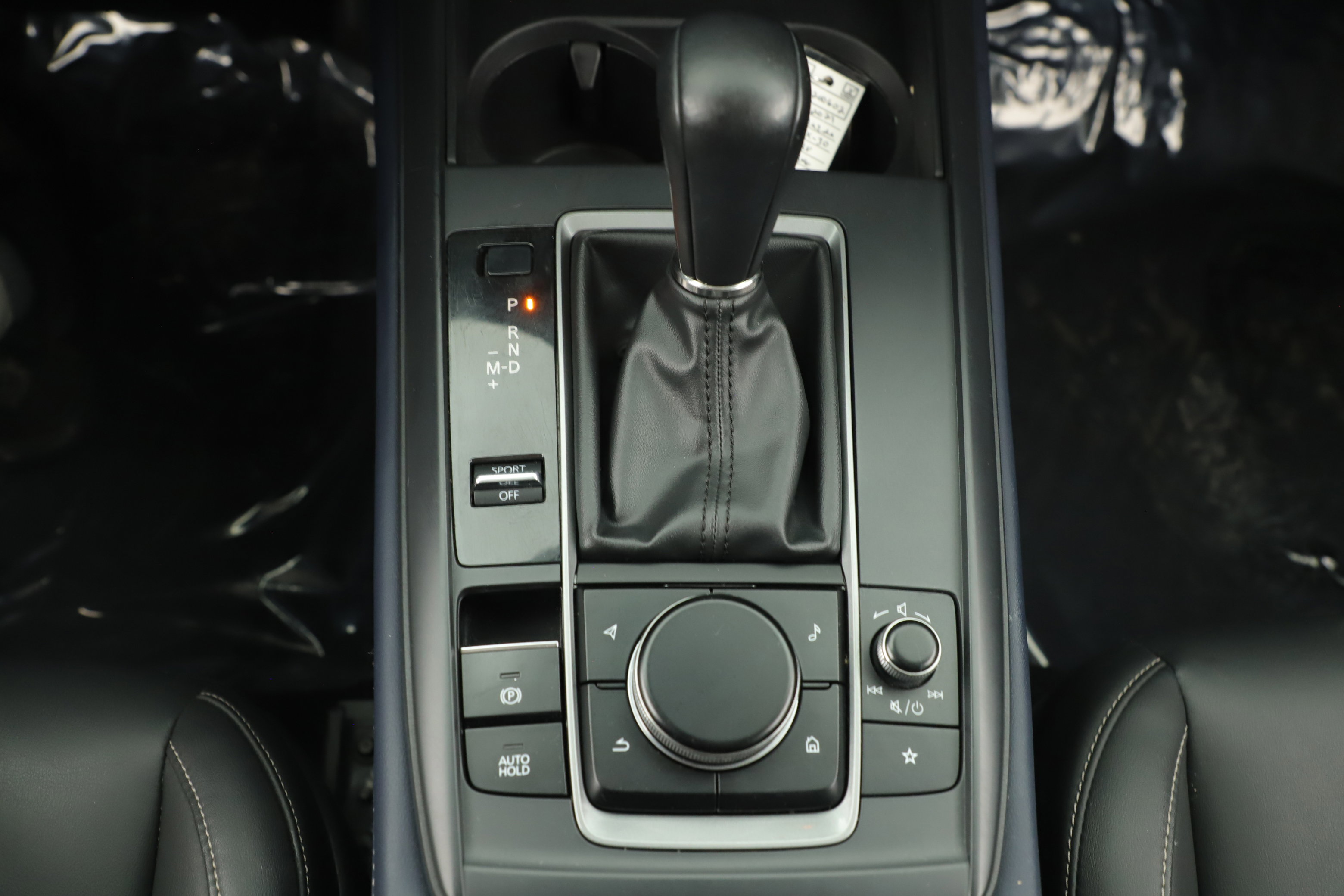 Used 2021 MAZDA CX-30 FWD 2.5 S w/ Select Package image 19