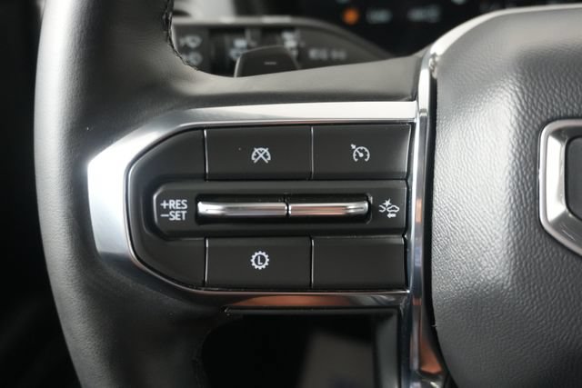 Used 2025 GMC Terrain Elevation w/ Elevation Premium Package AWD/4WD image 14