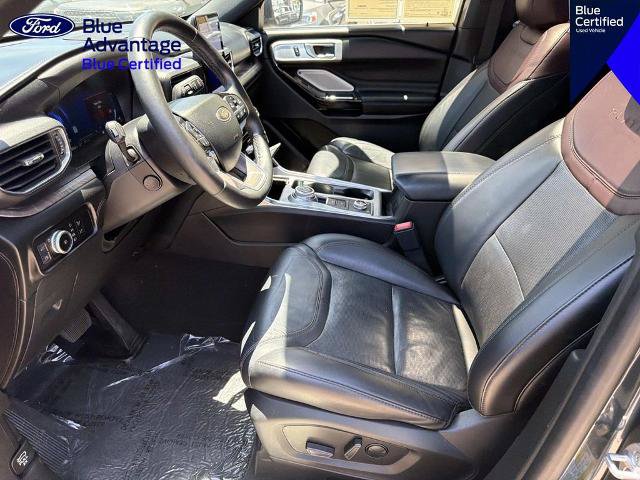 Certified 2023 Ford Explorer Platinum w/ Technology Package AWD/4WD image 16