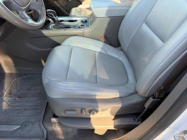 Used 2021 Chevrolet Traverse Premier w/ LPO, Floor Liner Package FWD image 25