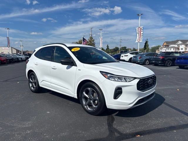 Certified 2023 Ford Escape ST-Line w/ Tech Pack #1 FWD image 33