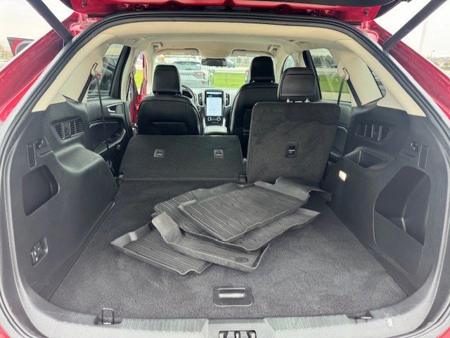 Certified 2024 Ford Edge SEL w/ Convenience Package image 27