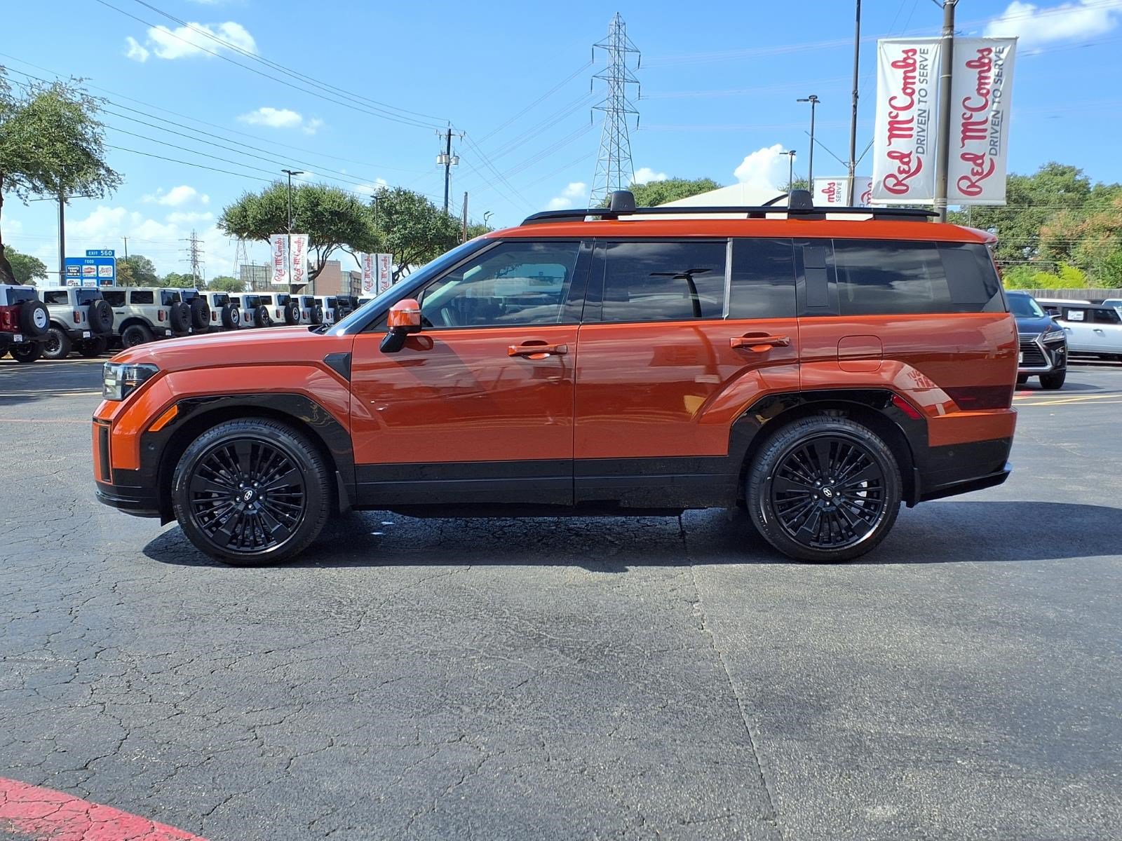 Used 2025 Hyundai Santa Fe Calligraphy FWD image 9