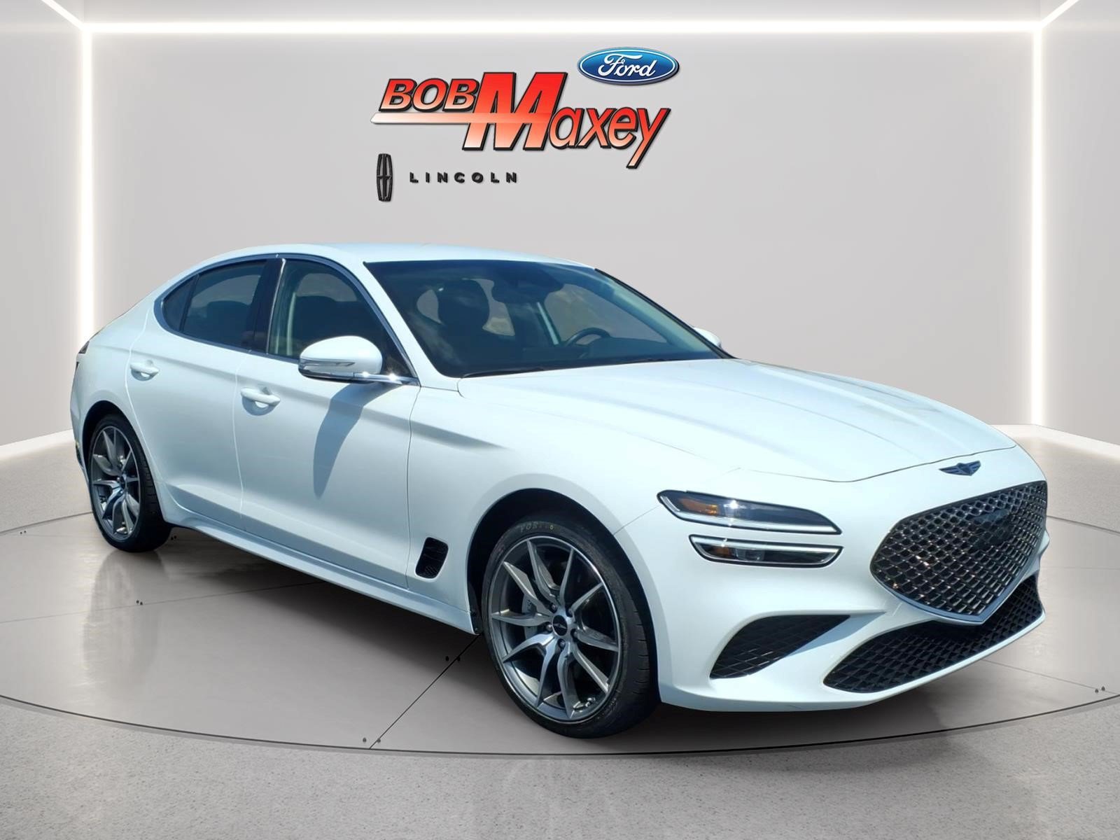 Used 2025 Genesis G70 2.5T AWD/4WD image 3