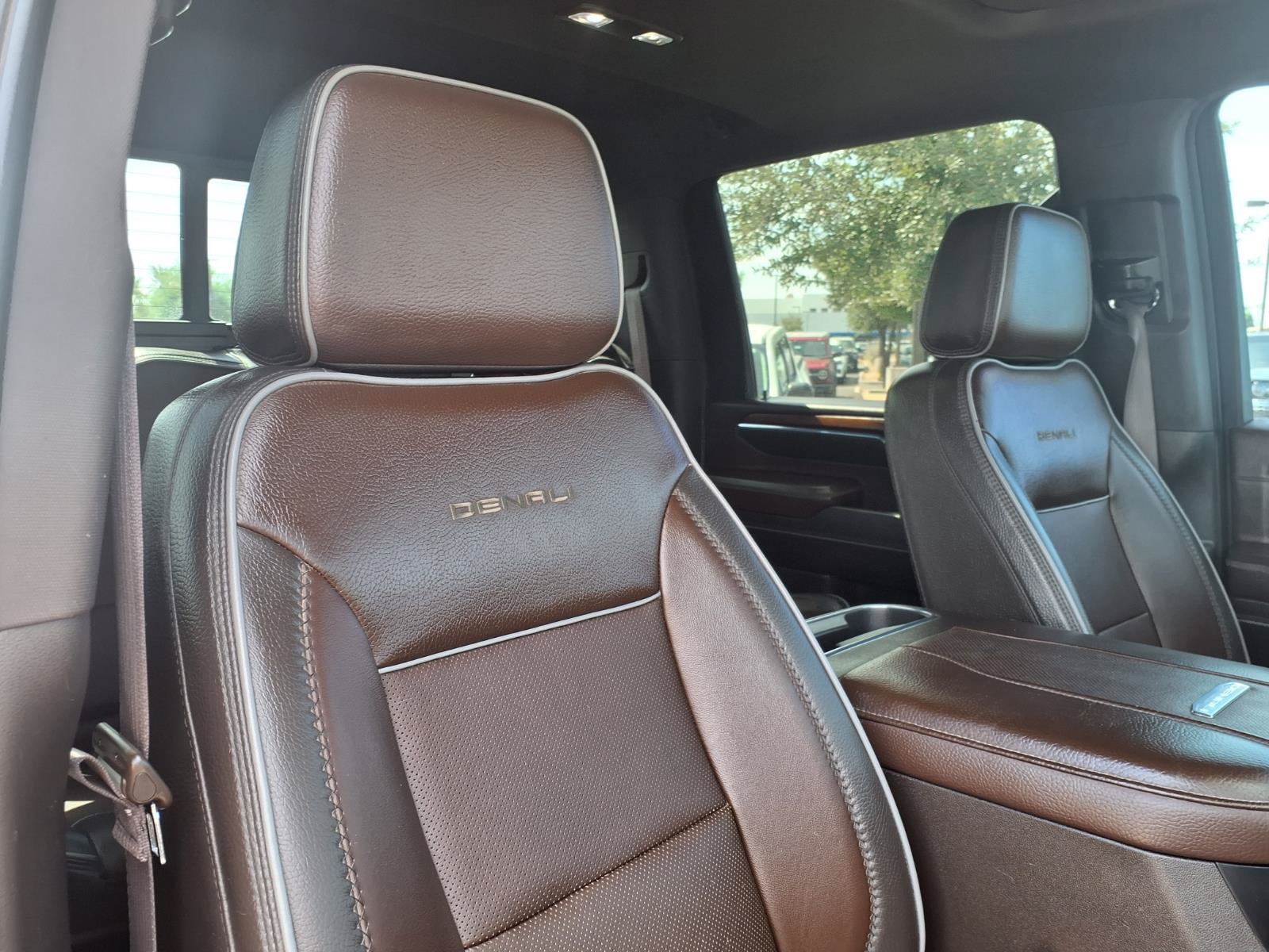 Used 2024 GMC Sierra 3500 Denali w/ Technology Package AWD/4WD image 12