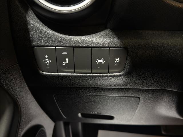 Used 2020 Hyundai Kona SEL image 16