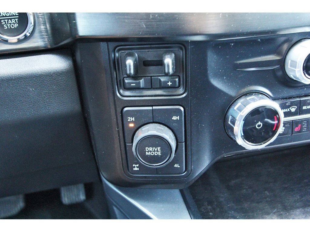 Certified 2024 Ford F350 Lariat w/ Lariat Ultimate Package AWD/4WD image 27