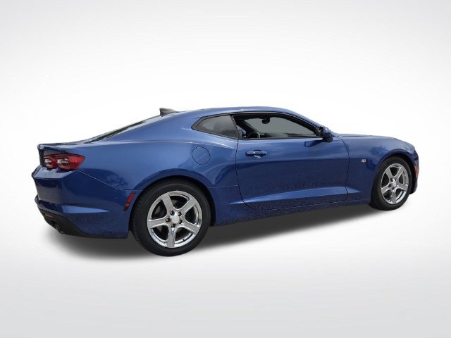 Used 2019 Chevrolet Camaro LT RWD image 9