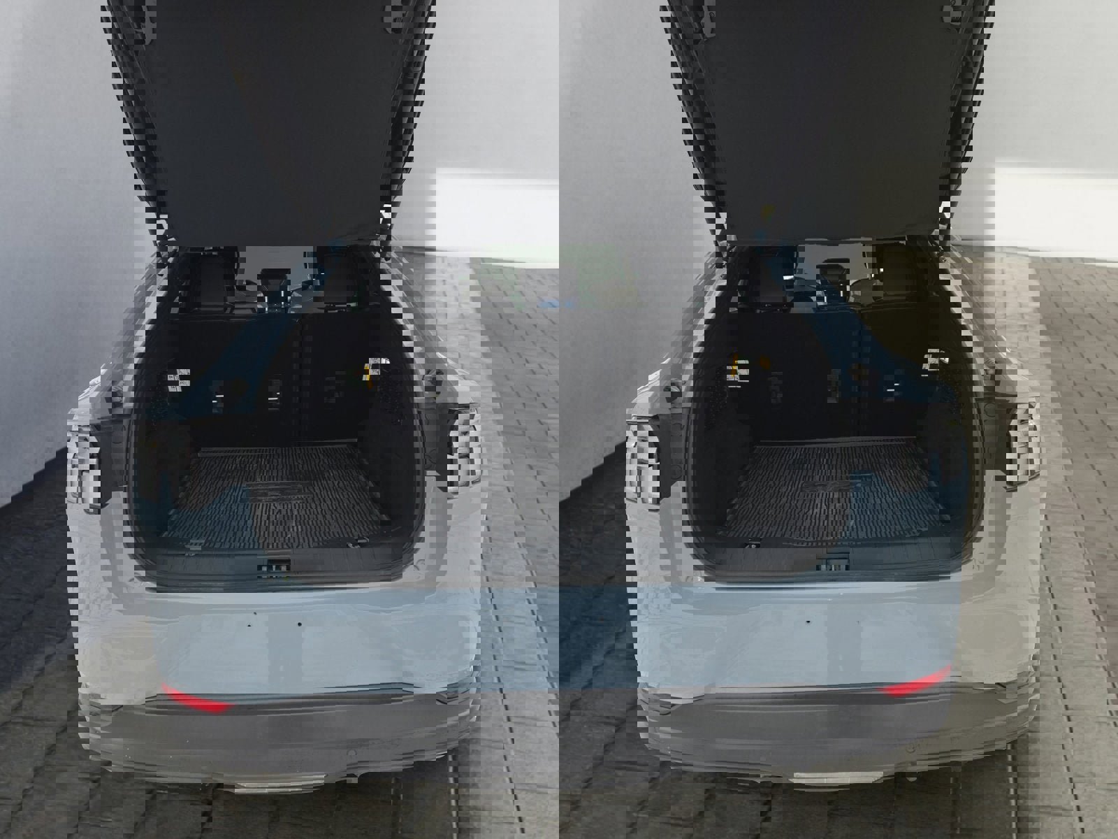 Certified 2024 Ford Mustang Mach-E GT image 25