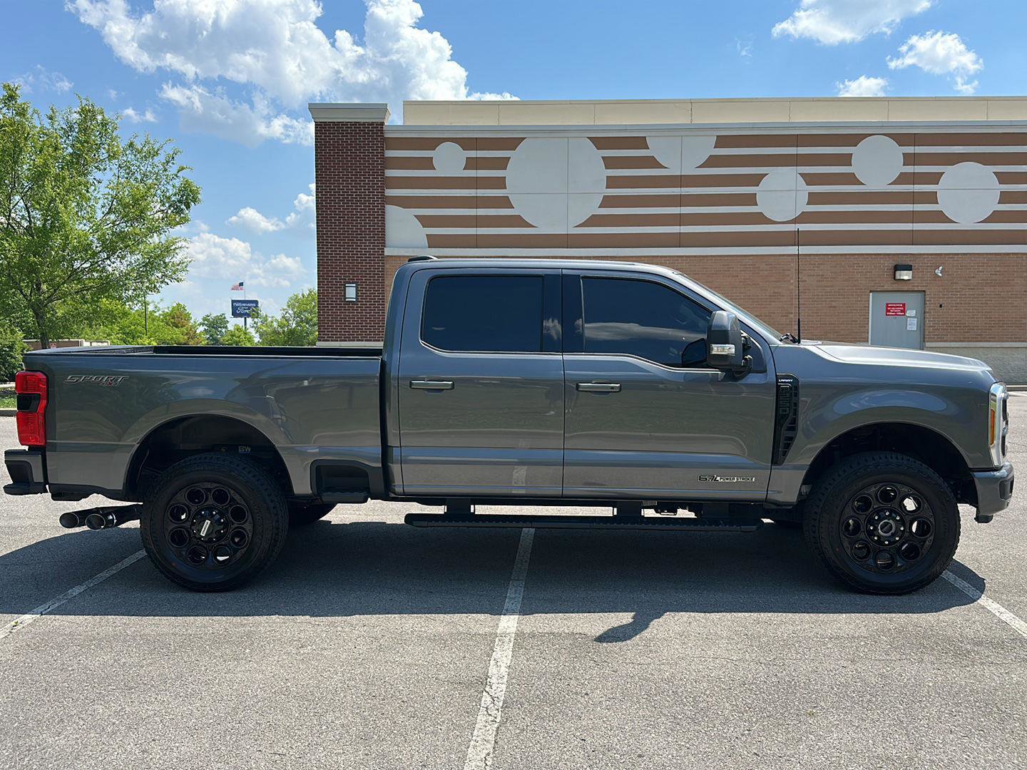 Certified 2023 Ford F250 Lariat w/ Lariat Ultimate Package AWD/4WD image 6