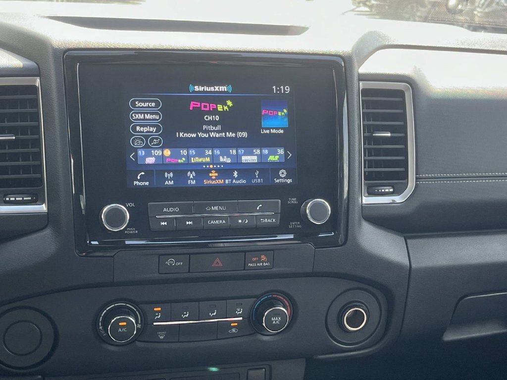 Used 2023 Nissan Frontier SV w/ Technology Package RWD image 18