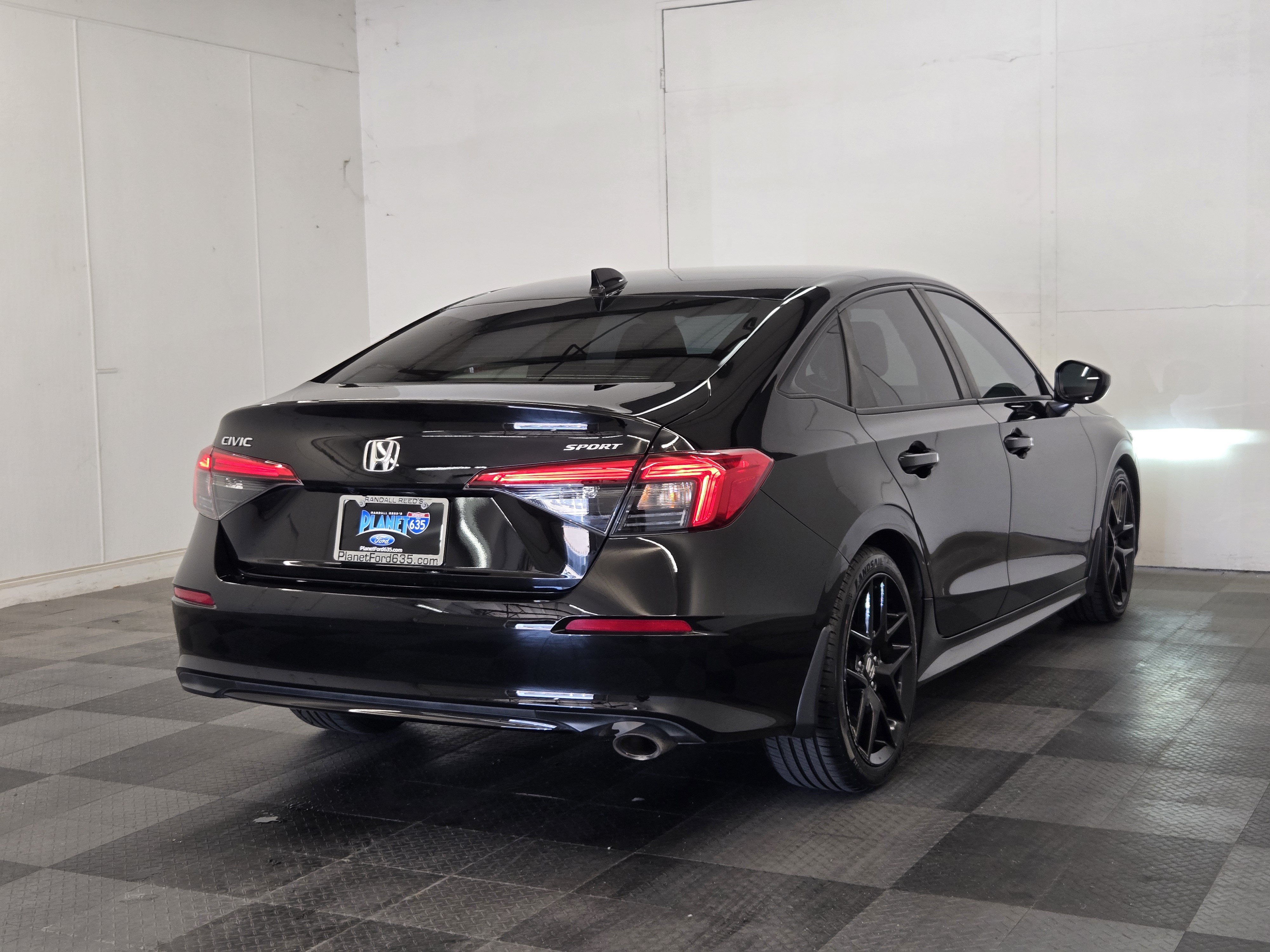 Used 2023 Honda Civic Sport image 7