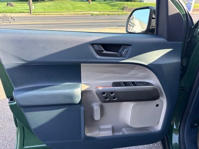 Certified 2025 Ford Maverick Lariat w/ 4K Tow Package AWD/4WD image 15