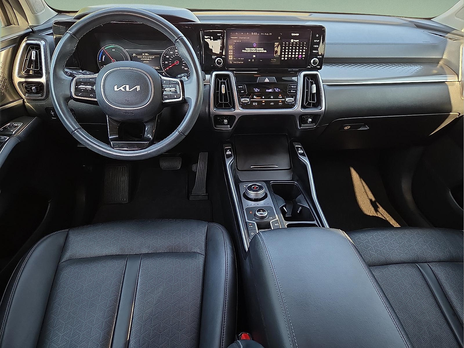 Used 2023 Kia Sorento EX AWD/4WD image 11