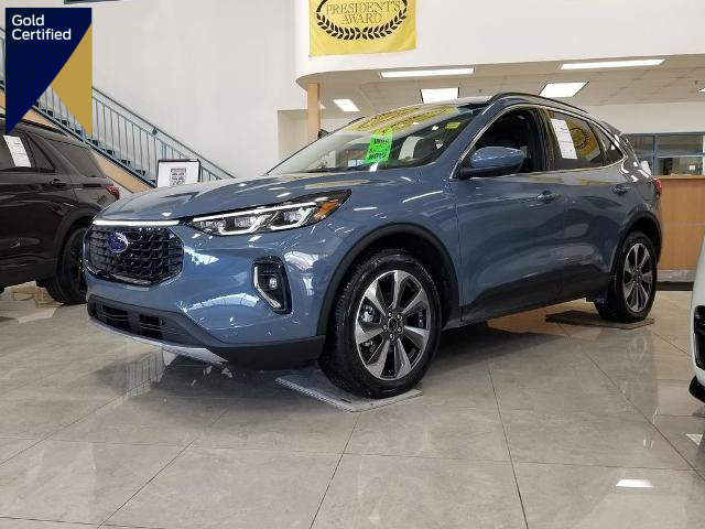 Certified 2023 Ford Escape Platinum w/ Premium Technology Package
