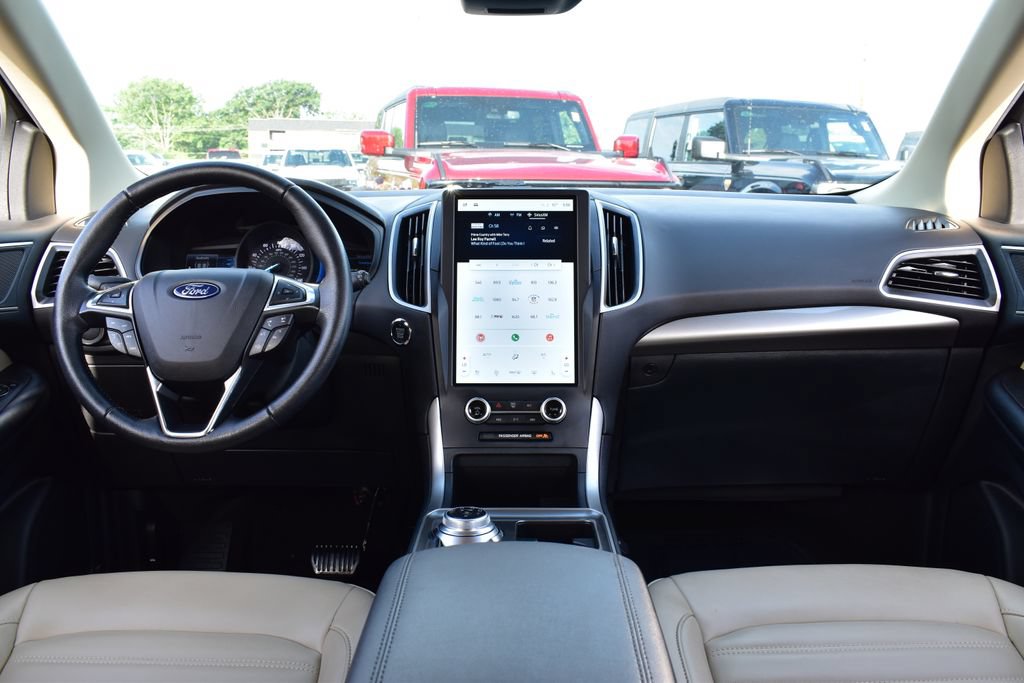 Certified 2023 Ford Edge SEL w/ Convenience Package AWD/4WD image 15