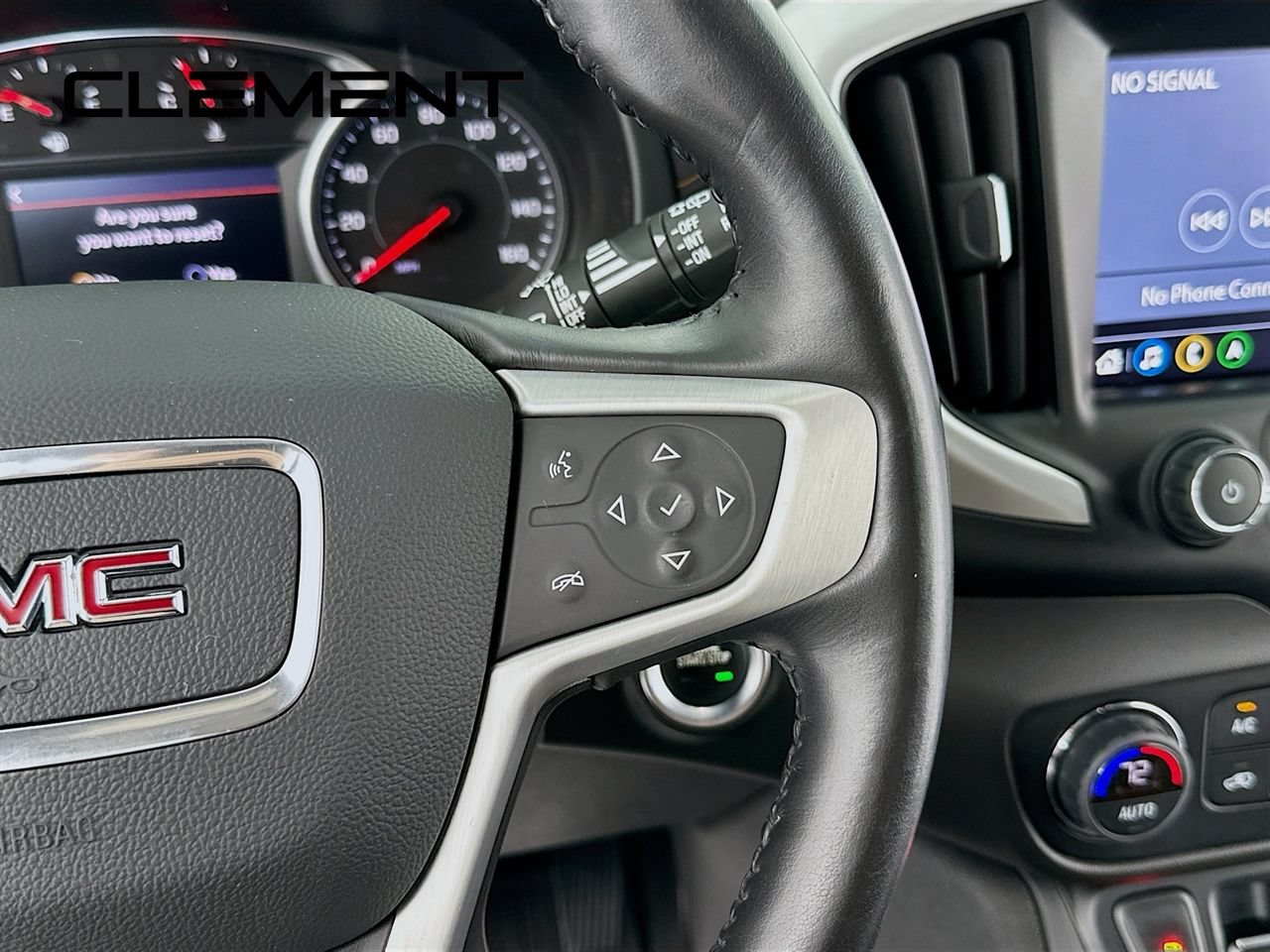 Used 2020 GMC Terrain SLT w/ Preferred Package AWD/4WD image 17