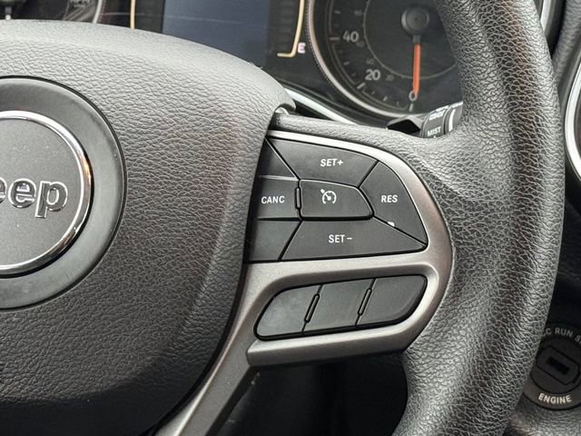 Used 2020 Jeep Cherokee Latitude image 10