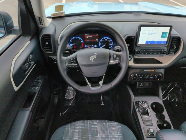 Certified 2024 Ford Bronco Sport Heritage w/ Heritage Convenience Package AWD/4WD image 16
