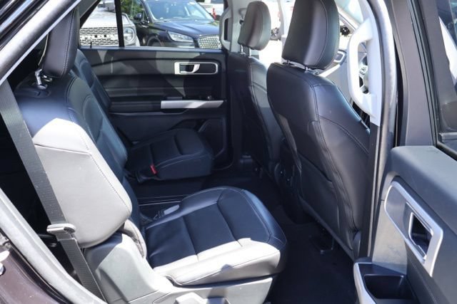 Certified 2023 Ford Explorer XLT w/ Equipment Group 202A AWD/4WD image 21