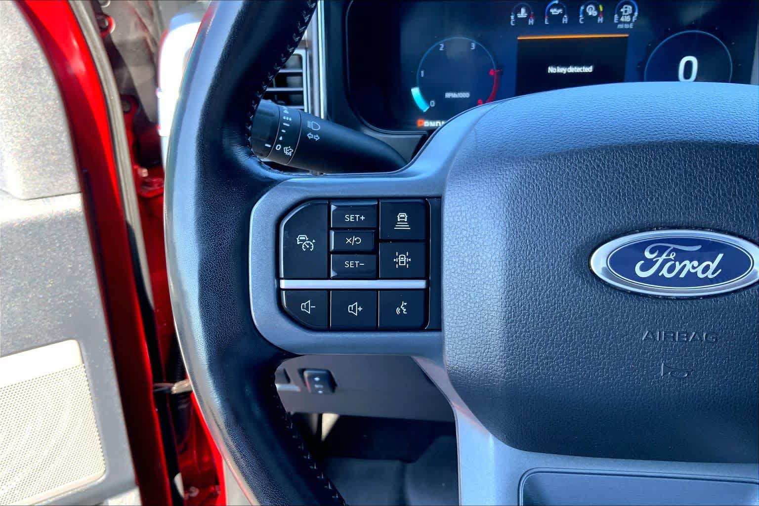 Certified 2024 Ford F250 Lariat w/ Lariat Ultimate Package AWD/4WD image 20