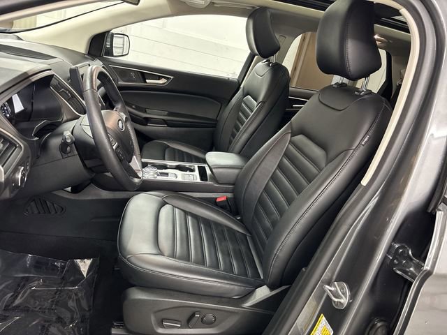 Certified 2022 Ford Edge SEL w/ Convenience Package image 3