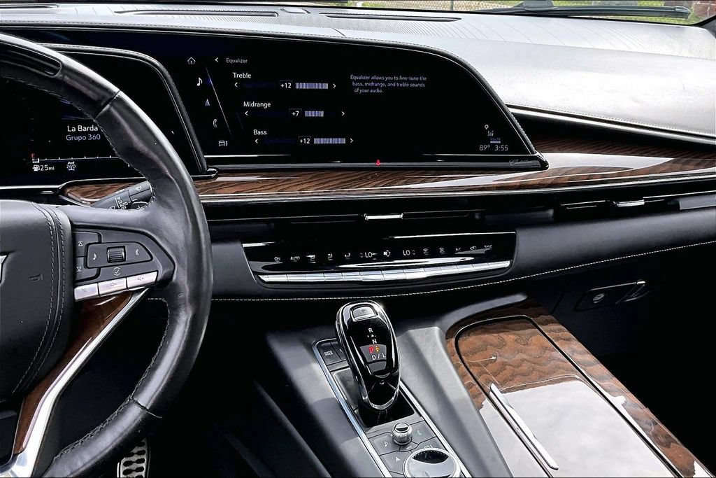 Used 2023 Cadillac Escalade Sport Platinum w/ LPO, ONYX Package AWD/4WD image 6