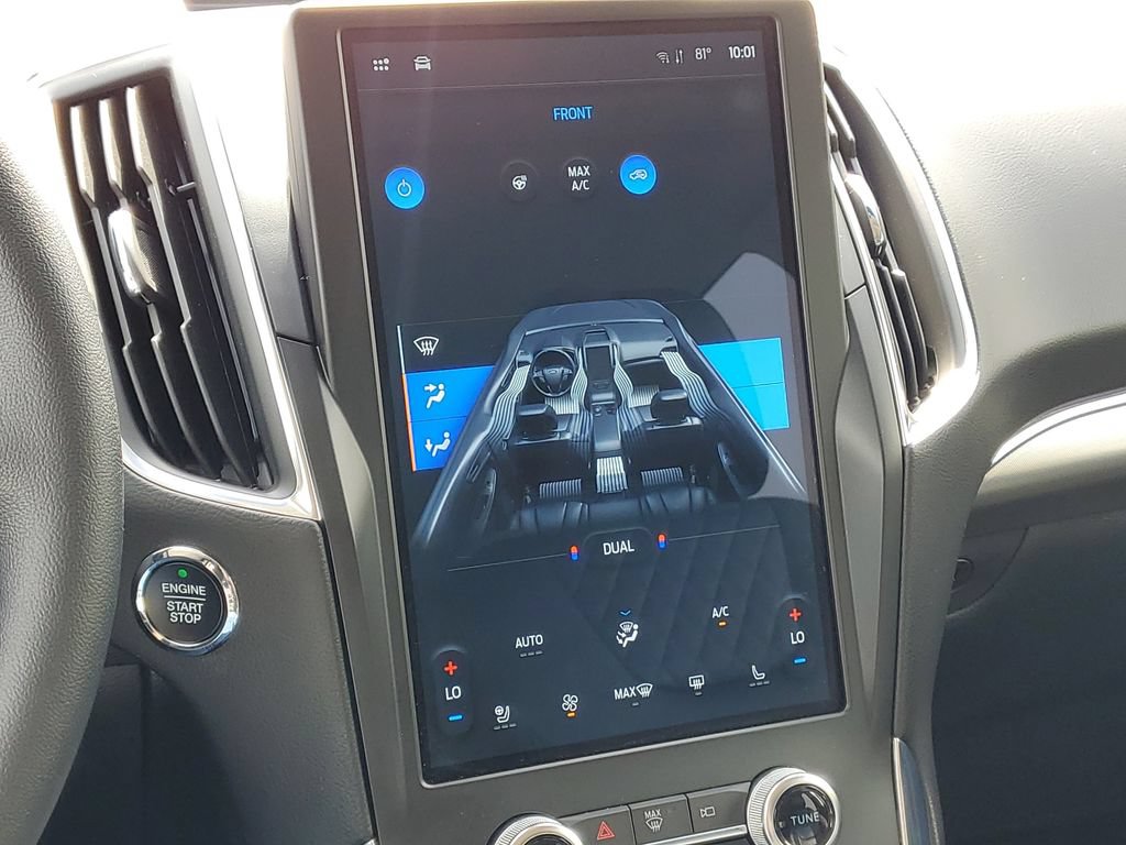 Certified 2024 Ford Edge Titanium AWD/4WD image 30