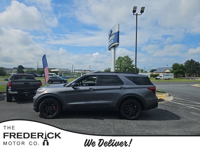 Certified 2022 Ford Explorer ST w/ Equipment Group 401A AWD/4WD image 1