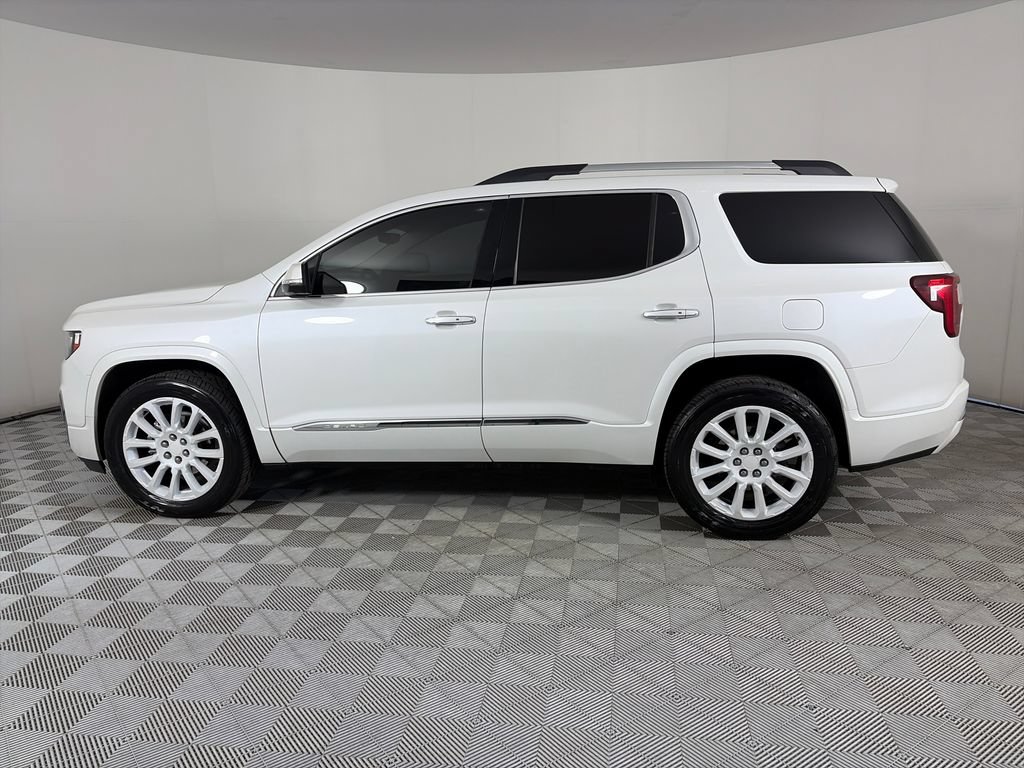 Used 2022 GMC Acadia Denali w/ Denali Ultimate Package AWD/4WD image 4