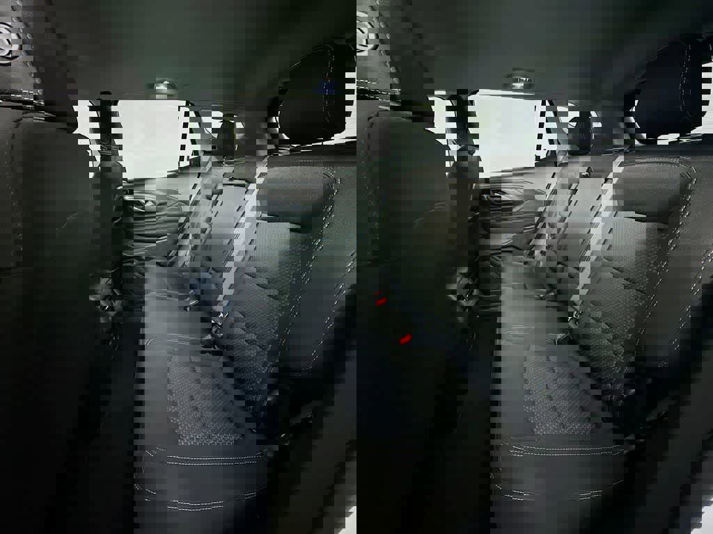 Used 2022 GMC Terrain SLE w/ Driver Convenience Package image 17