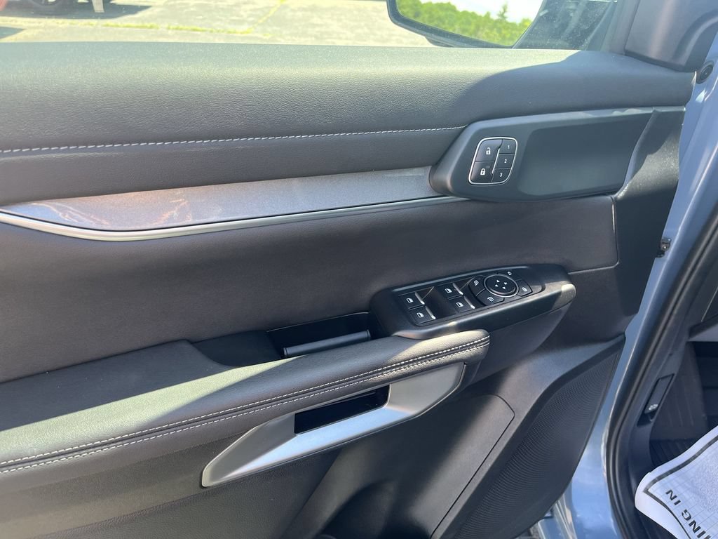 Certified 2025 Ford Ranger Lariat AWD/4WD image 5