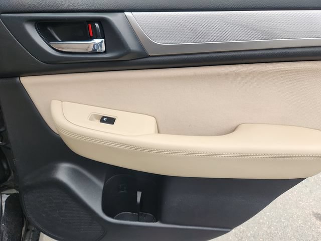 Used 2019 Subaru Outback 2.5i Premium AWD/4WD image 31