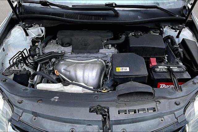 Used 2017 Toyota Camry XLE FWD image 9