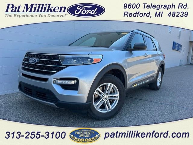 Certified 2021 Ford Explorer XLT w/ Equipment Group 202A AWD/4WD image 1
