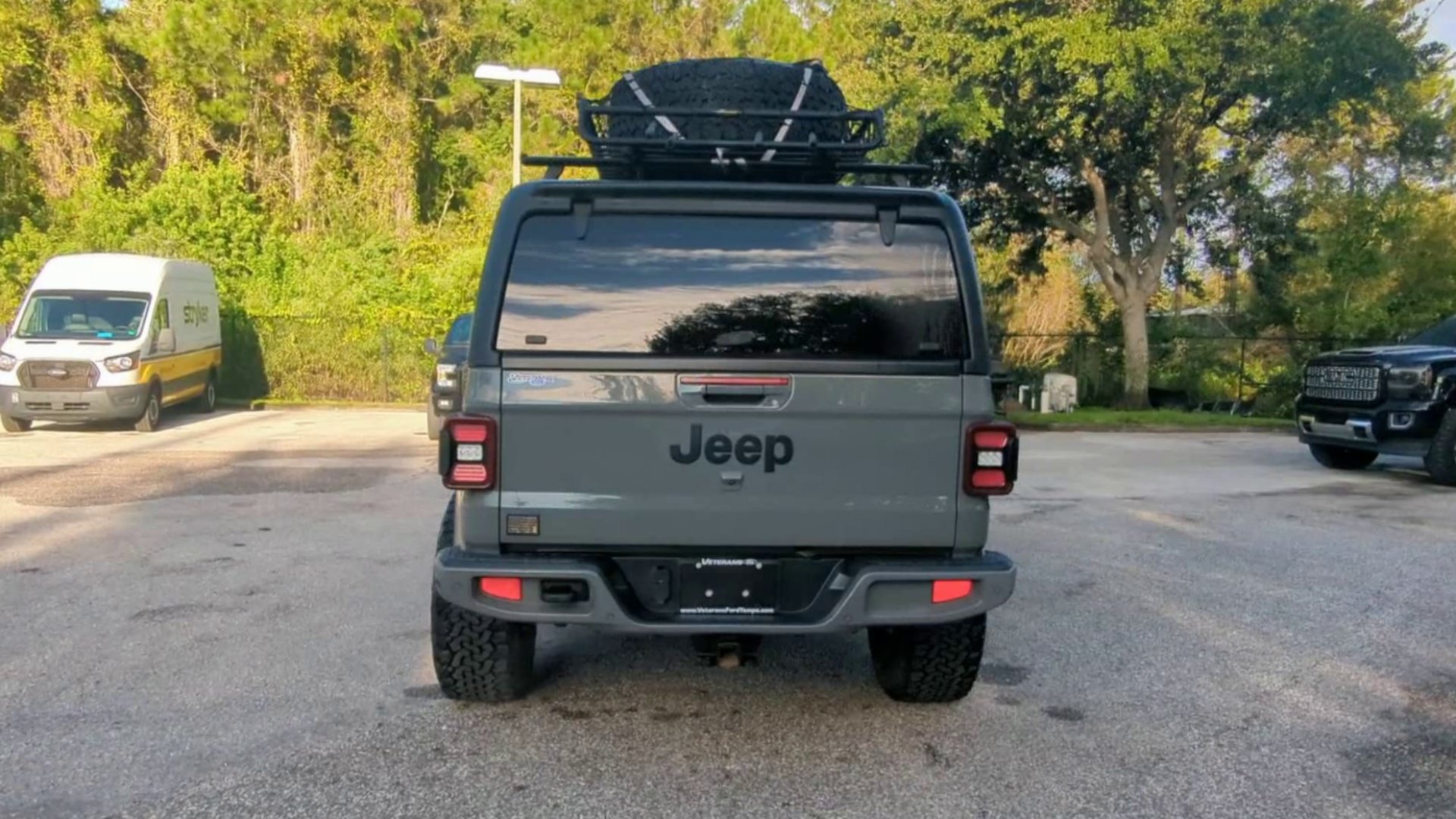 Used 2022 Jeep Gladiator Overland AWD/4WD image 24
