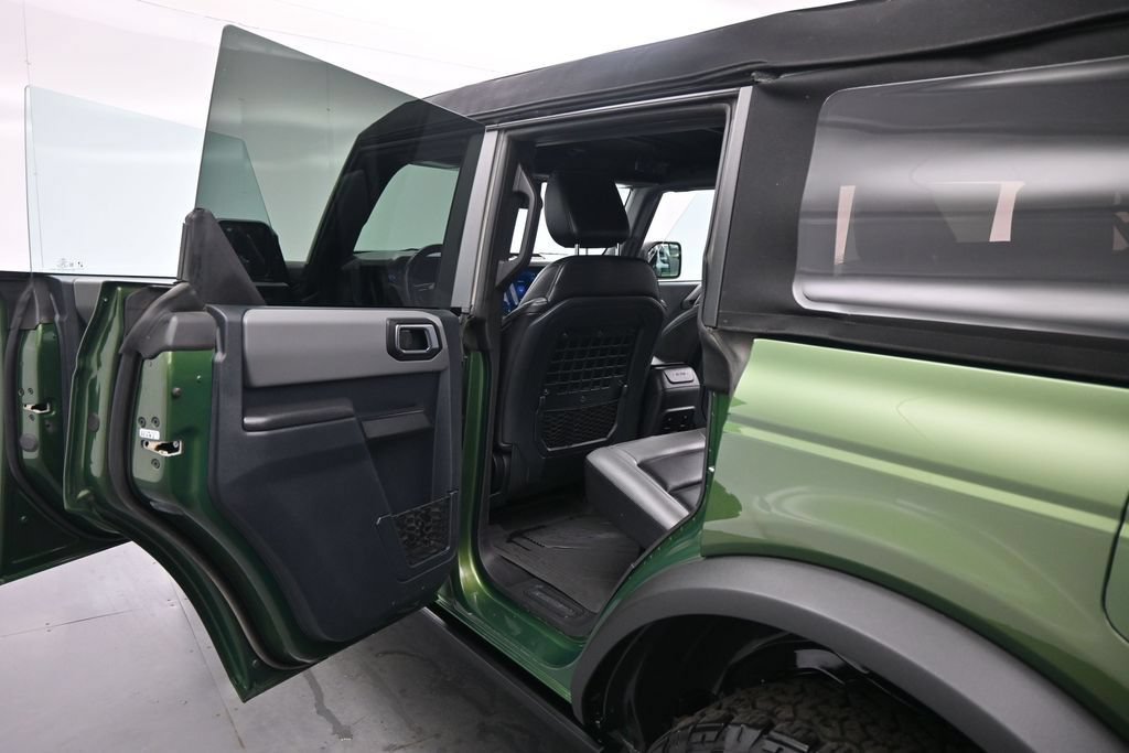 Certified 2024 Ford Bronco Black Diamond AWD/4WD image 16
