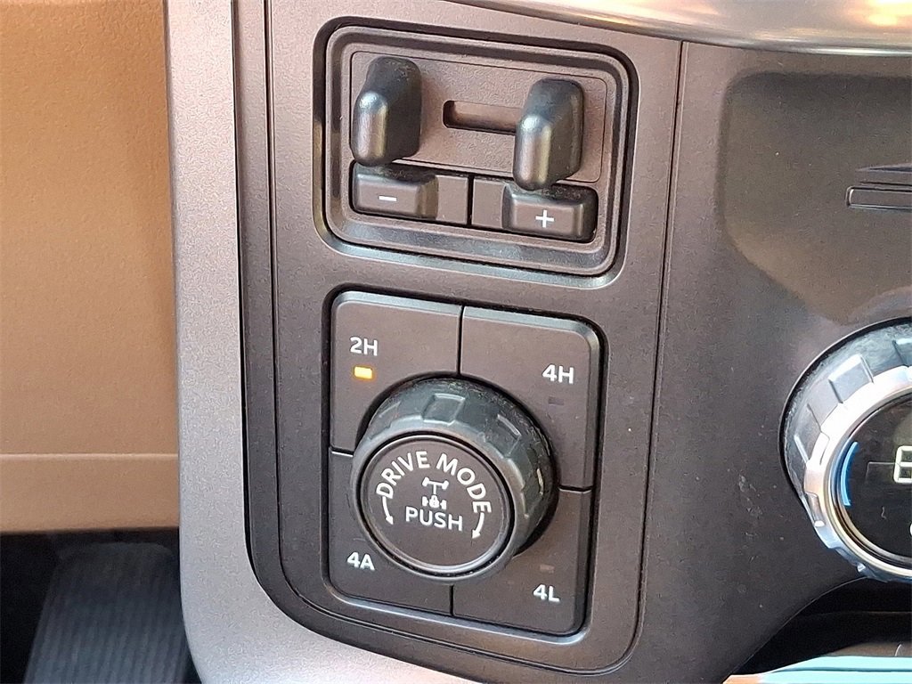 Certified 2021 Ford F150 Lariat image 27